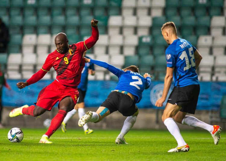 Bélgica aplastó 5-2 a Estonia y se afirmó como la mejor selección del ranking FIFA