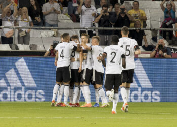 Alemania golea 6-0 a Armenia
