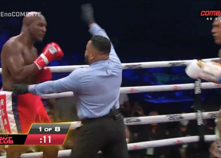 (VIDEO) Evander Holyfield cae por nocaut en el primer asalto ante el brasileño Vitor Belfort en su regreso a los cuadriláteros