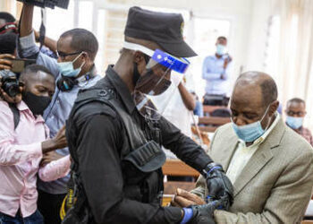 Héroe de filme «Hotel Ruanda», declarado culpable por terrorismo