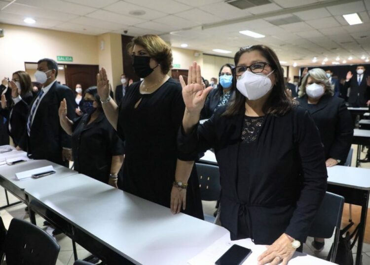 Nuevos jueces y magistrados toman posesión este lunes