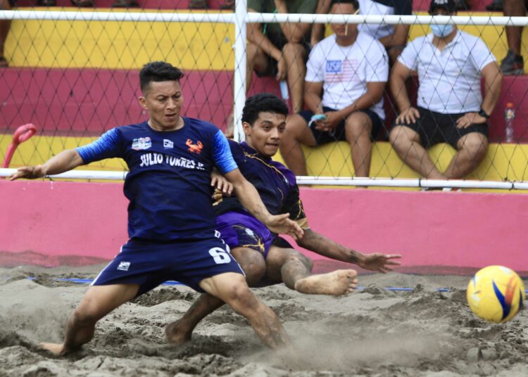 Barra de Santiago obtiene el campeonato en la Copa Independencia de fútbol playa 2021