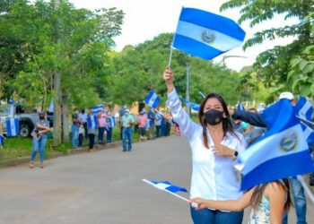 Paso vehicular en bulevar Cancillería es habilitado luego que 63 familias fueran trasladadas a nuevos apartamentos