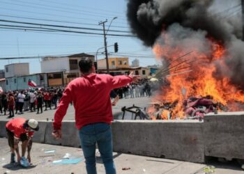 El gobierno de Nicolás Maduro y la oposición acordaron condenar la xenofobia contra los venezolanos en la tercera jornada de negociaciones en México