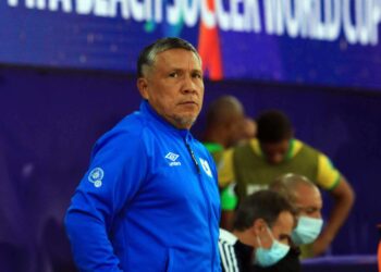 En DT de la selección salvadoreña de fútbol playa, Rudis Gallo entre los nominados al técnico del año por Beach Soccer Worldwide