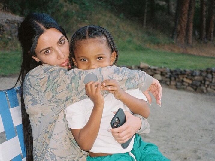 Saint West, hijo de Kim Kardashian, tuvo un accidente y acabó en el hospital