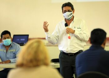 CEL brinda formación climática a habitantes del embalse Cerrón Grande