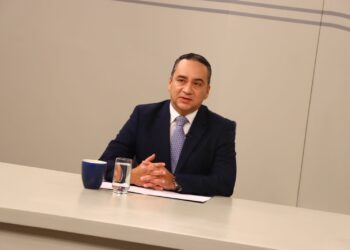 Fiscal General explica mecanismo corrupto de ASOCAMBIO para extraer fondos del Estado