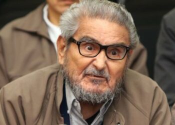 Ministro de Justicia de Perú pide la incineración del cuerpo de Abimael Guzmán