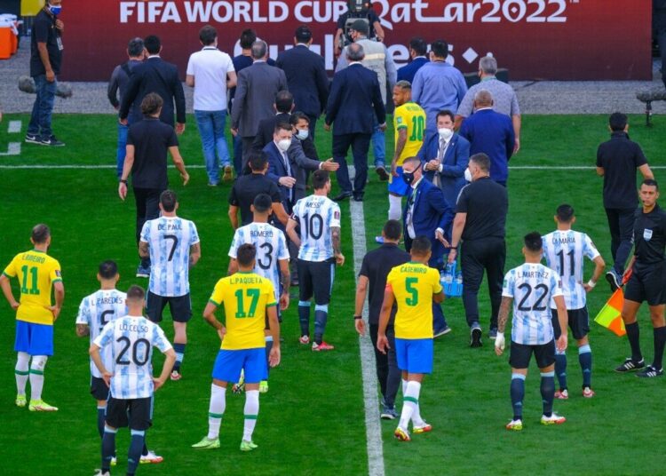 Esto dice la FIFA de lo ocurrido entre Brasil y Argentina