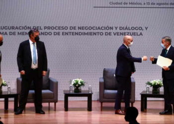 El gobierno y la oposición venezolana se citan de nuevo en México con el reto de lograr avances tangibles