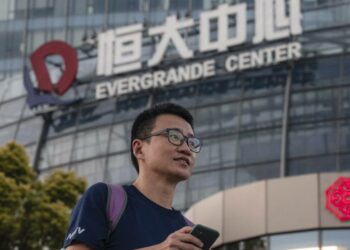 Ciudades chinas empiezan a incautar los ingresos del gigante inmobiliario al borde de la quiebra