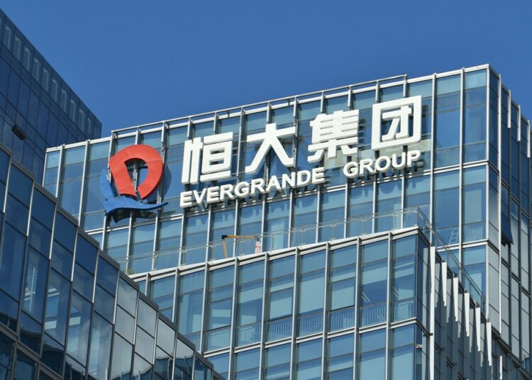 El gobierno chino pide a Evergrande para que pague su deuda y evite una quiebra que lleve a protestas masivas
