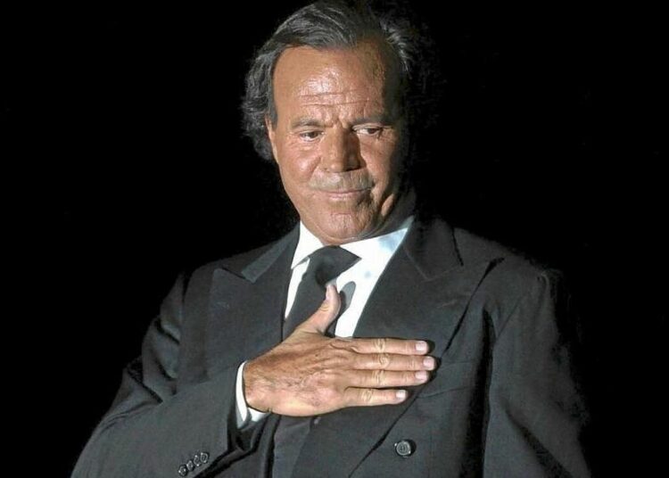 Julio Iglesias cumple 78 años y ellas son todas sus esposas
