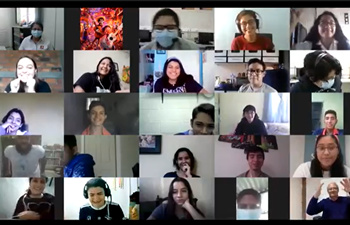 SCHOLAS y FESA desarrollan encuentro entre jóvenes que aprenden «a conectar sus emociones y superar adversidades»