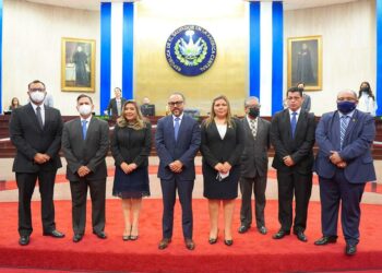 Asamblea juramenta a nuevos consejeros propietarios del CNJ