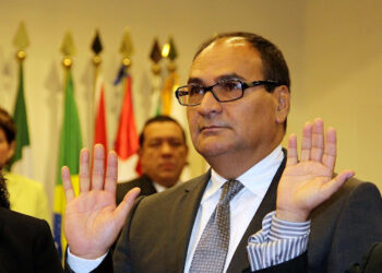 Presidente de CSJ juramenta a 100 nuevos jueces y magistrados