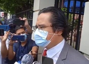 Experto en informática es dejado en libertad