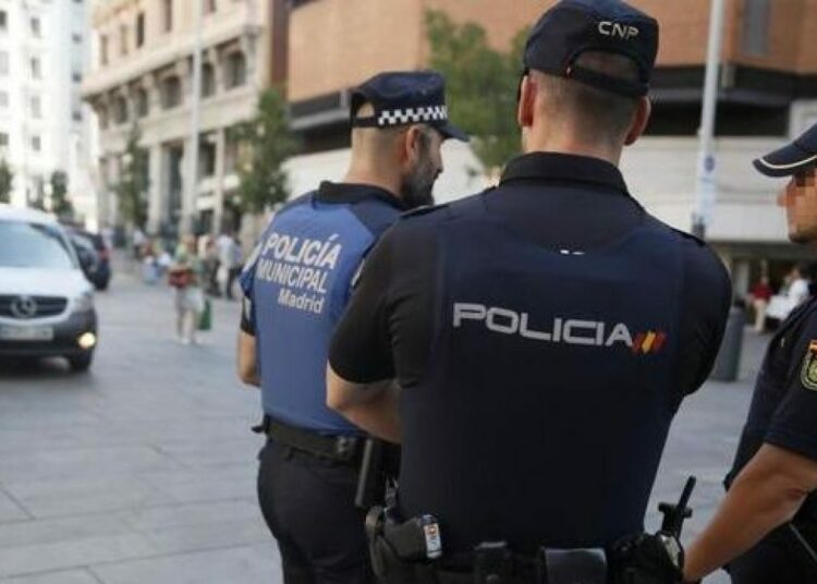Un joven sufre un brutal ataque en el centro de Madrid por encapuchados que le marcaron a navajazos una palabra obscena en un glúteo