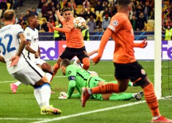 El Inter y el Shakthar firman un empate agridulce