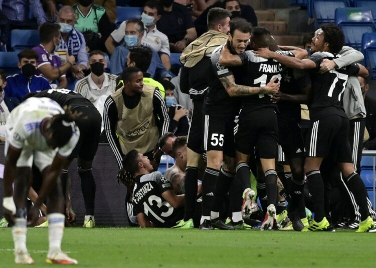 El Sheriff se burló del Real Madrid con una imagen que terminó eliminando de sus redes tras las críticas de los fanáticos merengues