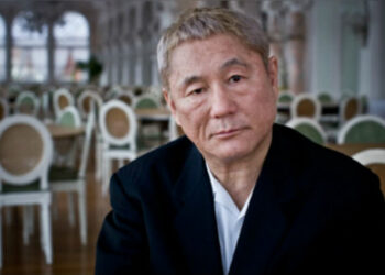 Hombre con un pico ataca al director japonés Takeshi Kitano y le pide ayuda para «entrar en el mundo del espectáculo»