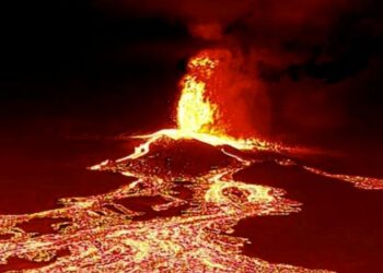 Imágenes de dron muestran enormes destrucciones provocadas por la erupción del volcán en la isla española de La Palma