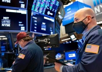 Wall Street abrió con caídas y Europa cotiza en rojo debido a la crisis del gigante inmobilario chino Evergrande y los programas de los bancos centrales