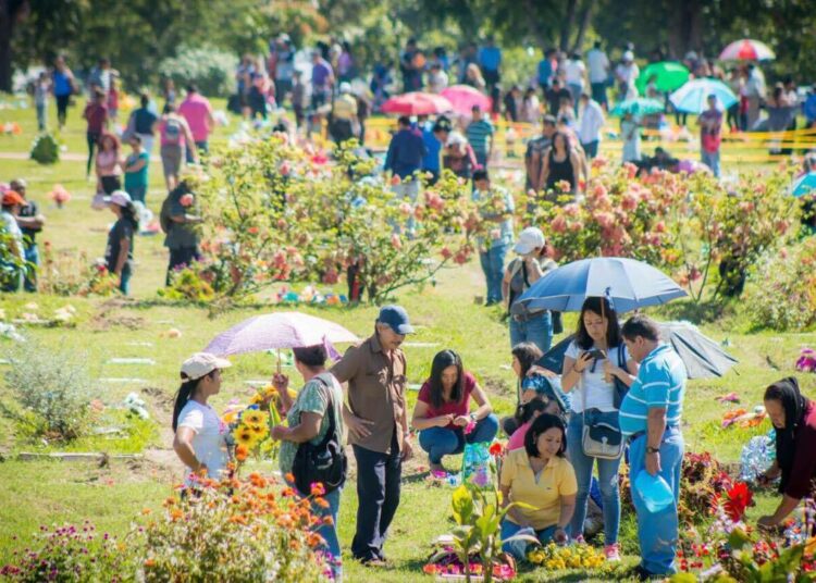Alcaldía de San Salvador anuncia protocolos de ingreso a cementerios para el Día de los Difuntos