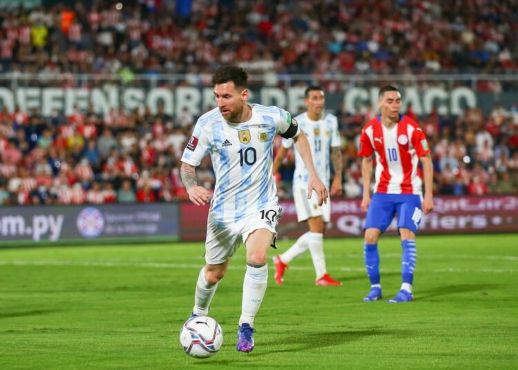 En un partido cargado de polémicas, Argentina igualó 1-1 ante Paraguay por las Eliminatorias Sudamericanas