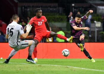 México empata con Canadá y cede el primer puesto del octagonal