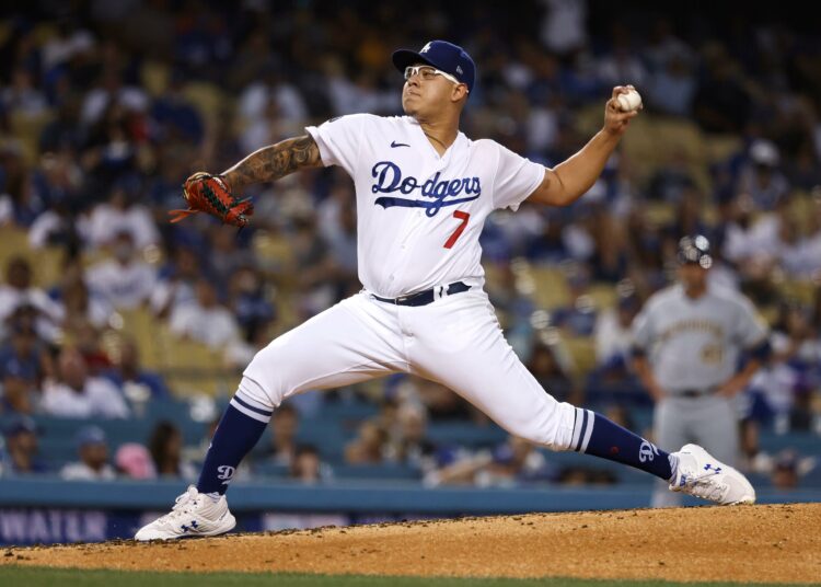 Julio Urías perdió el cuarto juego contra Atlanta y los Dodgers están contra las cuerdas
