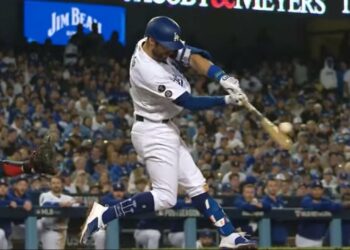 Los Dodgers ganaron el quinto juego y sobreviven en la serie contra Atlanta