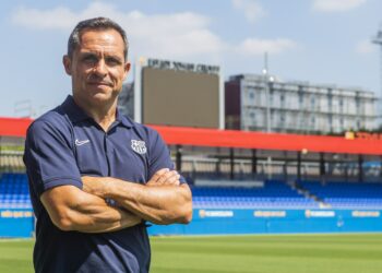 El FC Barcelona anuncia a Sergi Barjuan como nuevo entrenador interino