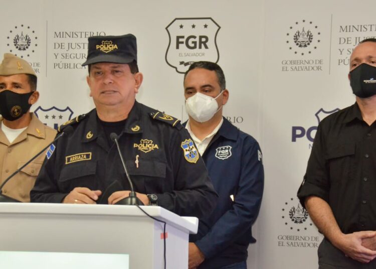 “Cuando alguien le envíe un video pornográfico de menores, bórrelo, no lo reenvíe”: Director de la PNC