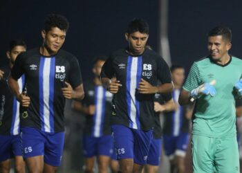 El Salvador prepara su partido de visitante frente a Costa Rica, donde nunca ha podido ganar en eliminatorias mundialistas