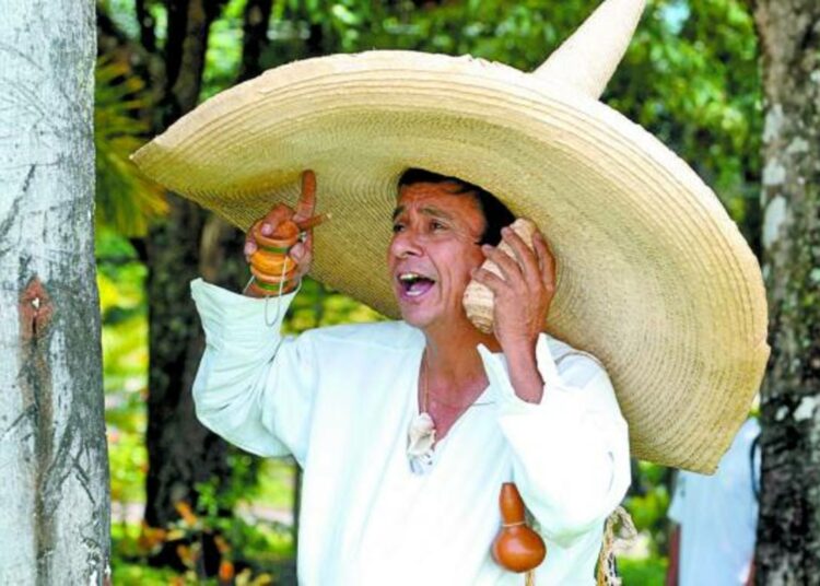 Diputados presentan iniciativa para nombrar Hijo Meritísimo de El Salvador a Rolando Menéndez, «El Cipitío»