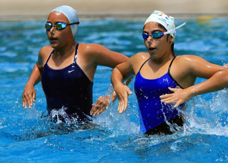 Nado artístico cierra preparación rumbo a Cali en aguas aztecas