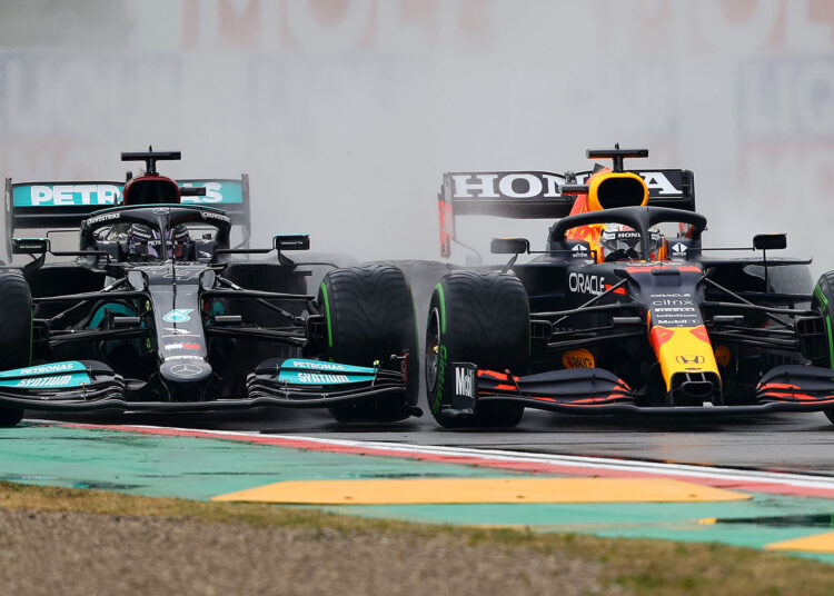 La maniobra de Verstappen que generó la reacción de Hamilton antes de un nuevo incidente en la F1