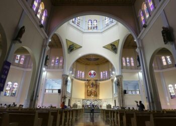 Ante fallecimiento de varios sacerdotes por covid-19, Iglesia Católica suspende todas sus actividades presenciales a excepción de las misas