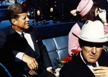 Sobrinos de John F. Kennedy piden a Biden desclasificar los registros secretos sobre su magnicidio