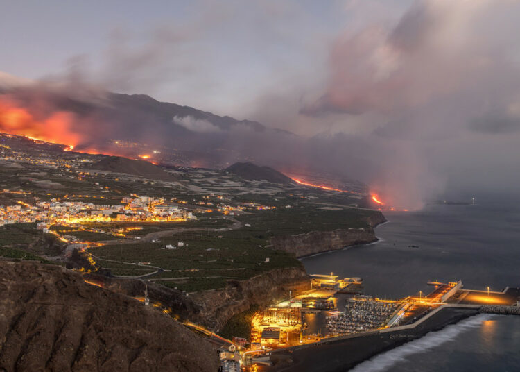 Un terremoto de magnitud 4,9 sacudió la isla de La Palma, el mayor desde la erupción del volcán