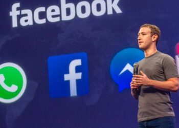 Las acciones de Facebook se hunden 6%: Marc Zuckerberg ya perdió $7.000 millones en dos horas