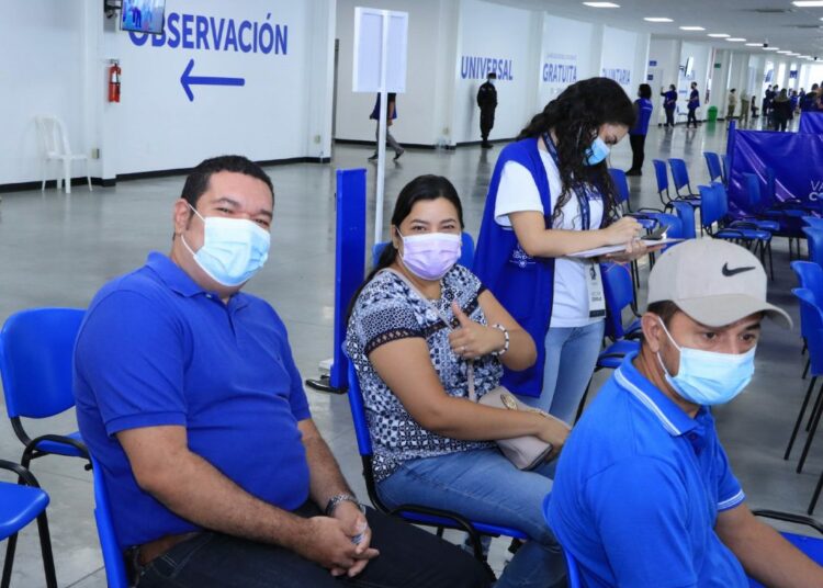 Vacunación en Megacentro y autoservicio alcanzan cifras récord de aplicaciones contra la covid-19
