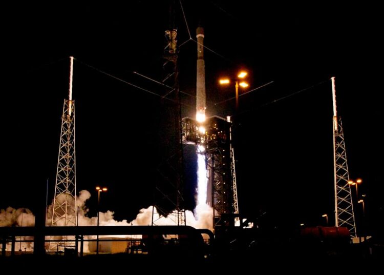 La misión Lucy de la NASA despegó para explorar asteroides nunca antes vistos