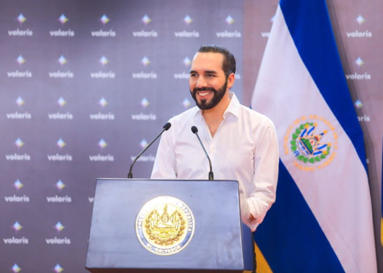 Nayib Bukele: «Después de muchos años, nuestro país vuelve a tener una aerolínea propia»