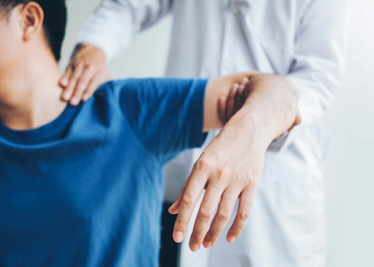 ¿Qué es la condición post-covid?: esto dijo la OMS