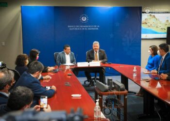 Gobierno destina $4 millones en subsidio salarial a jóvenes entre 18 y 21 años, y mayores de 40 sin trabajo