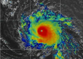 El huracán Rick podría intensificarse a categoría 3 frente a las costas del Pacífico mexicano en las próximas horas