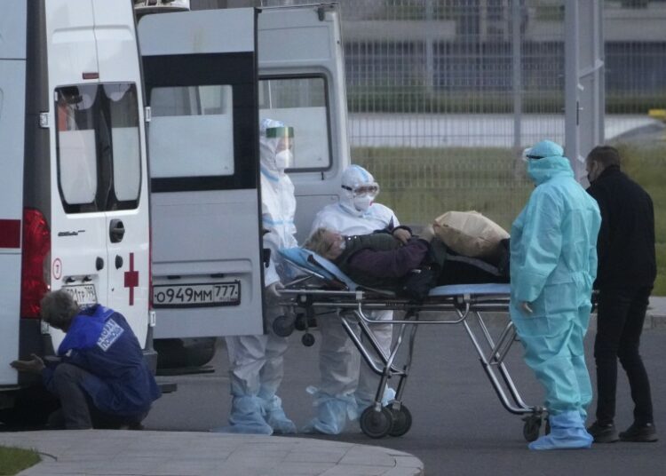 Rusia registró un nuevo récord diario de muertes por coronavirus